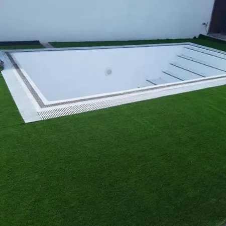 Villa Camino Achacay * غيمار